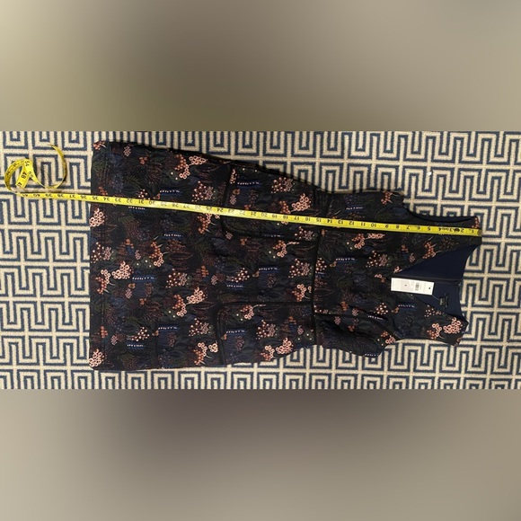 Ann Taylor Night Garden Pocket Sheath Sleeveless Metallic Threading‌ - Picture 8 of 12